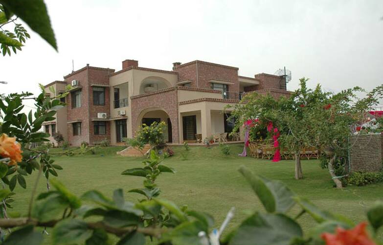 Aura Vaseela Resort, Chandigarh 1